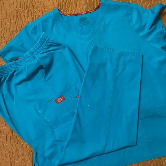 DICKIES WOMEN UNIFORM TEAL SET - Picture 1 of 4